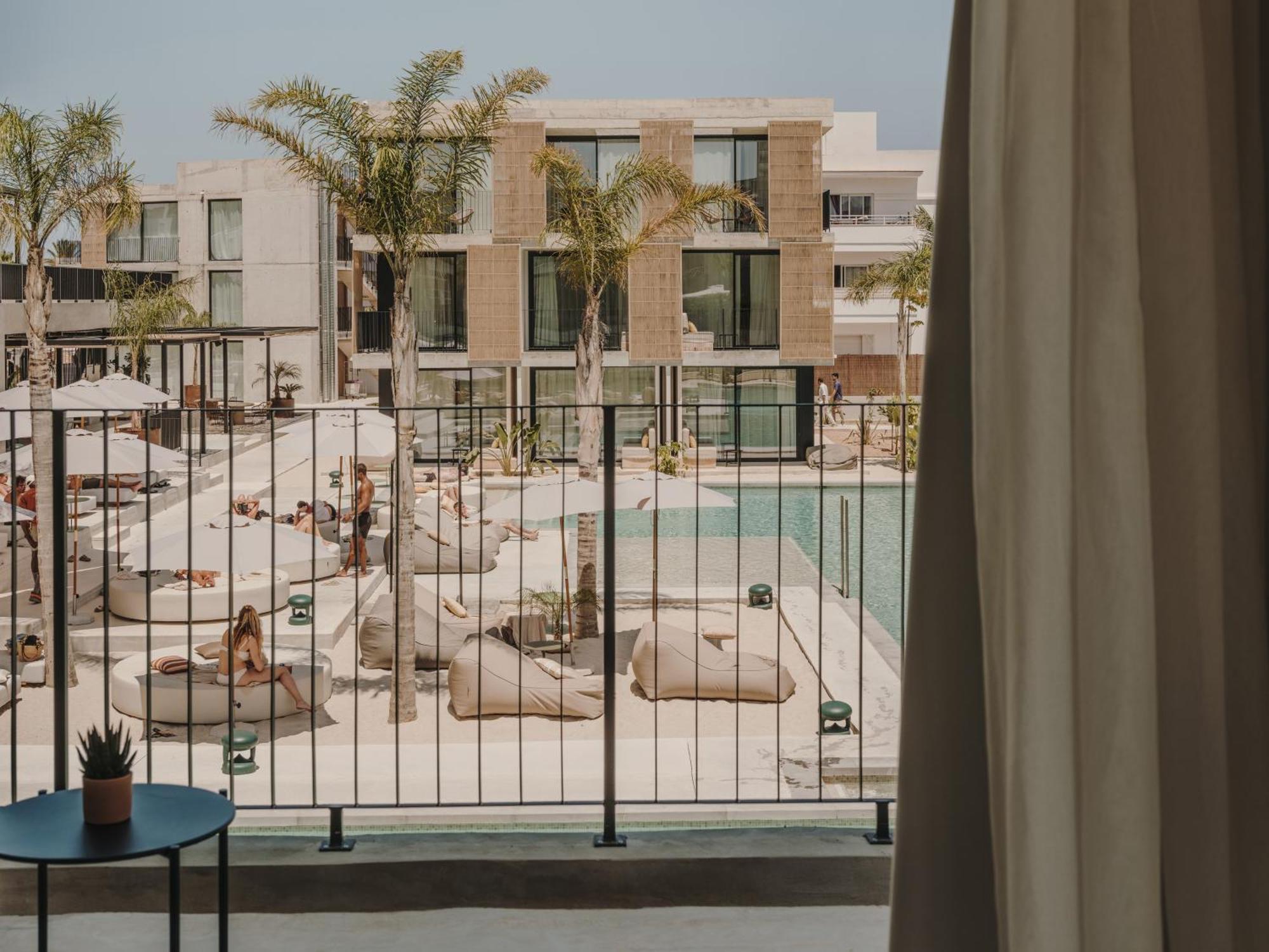 Junior Suite Nomad con Vista Piscina